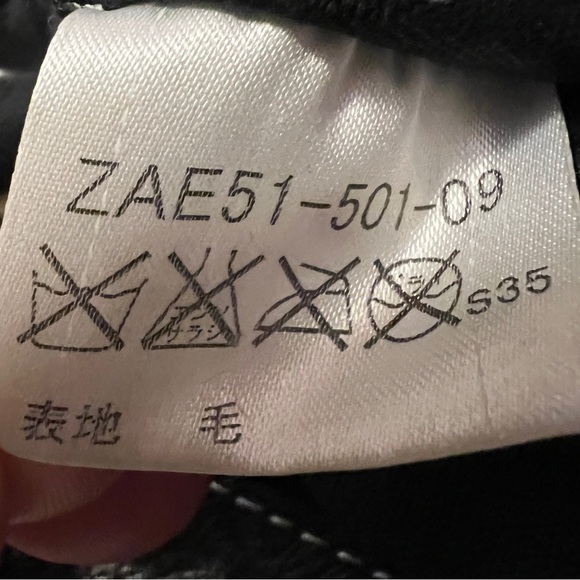 Burberry Blue Label Wool and Leather Shoulder Bag - Picture 9 of 10